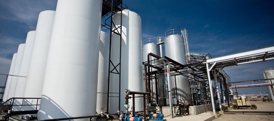 Combustible verde con las reservas en rojo