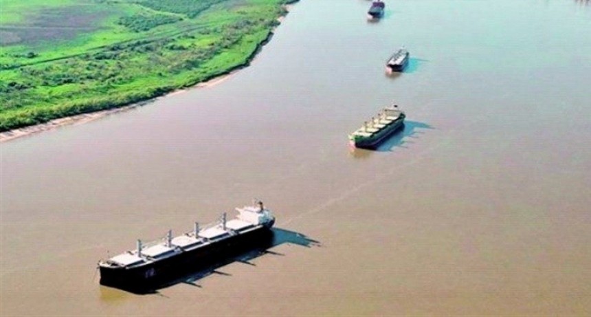 La hidrovía vuelve a escena